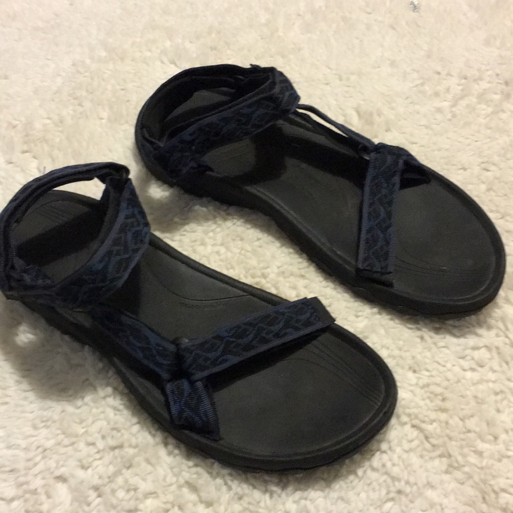 Men’s size 13 teva sandals